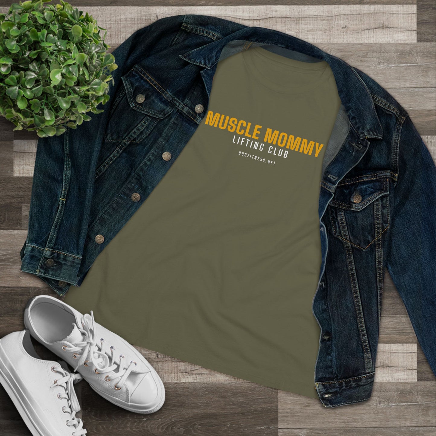 DoD Fitness - Muscle Mommy Women's Tee