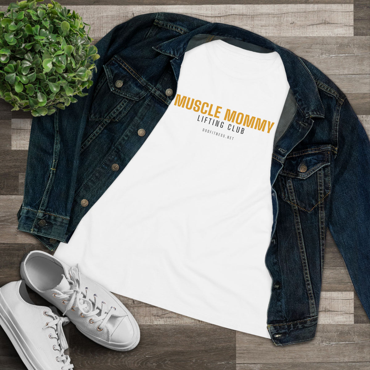 DoD Fitness - Muscle Mommy Women's Tee